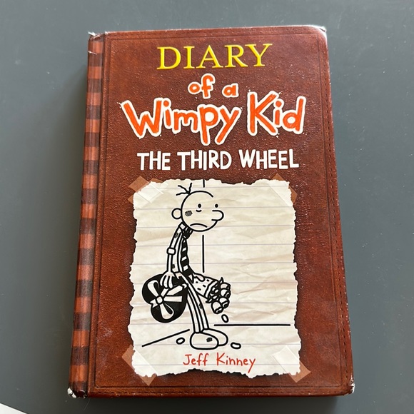 Used Diary of a Wimpy Kid The Third 3rd Wheel Jeff Kinney New Hardbound Book - Picture 5 of 5